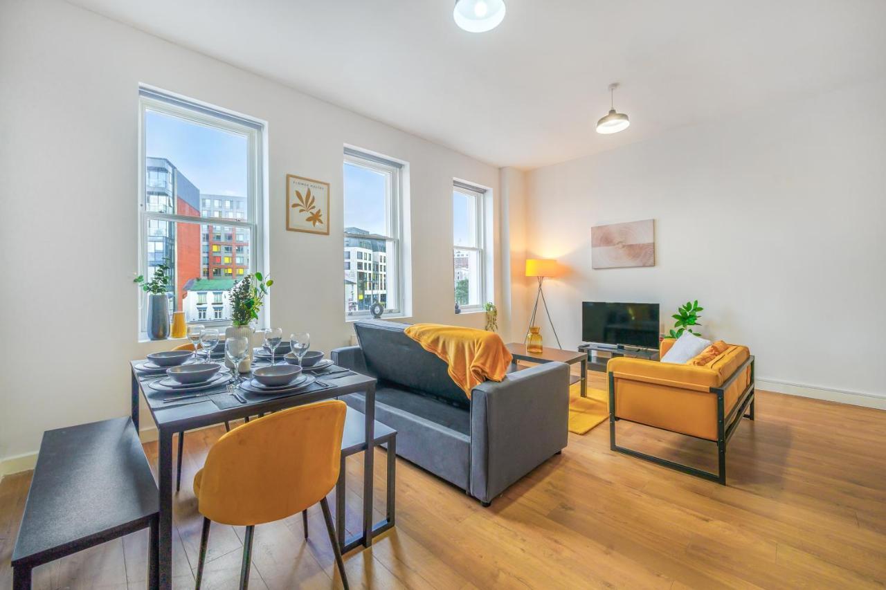 Spacious City Centre Apartment - Sleeps 8 Liverpool Eksteriør bilde